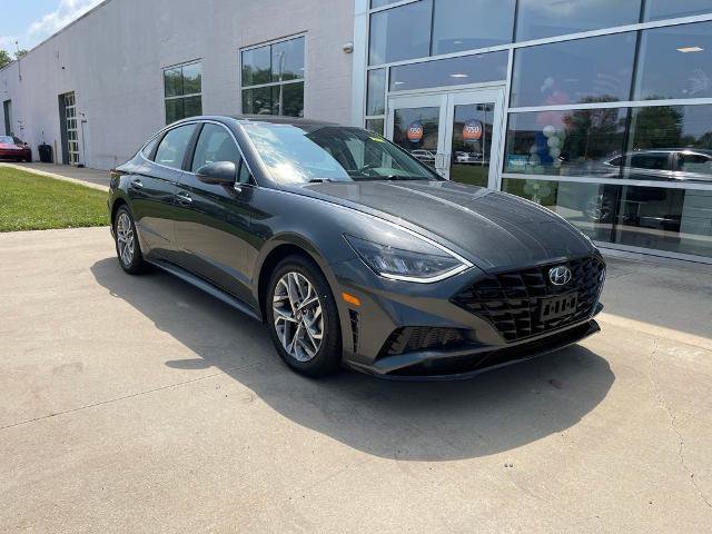 Used 2022 Hyundai Sonata SEL w/ Convenience Package