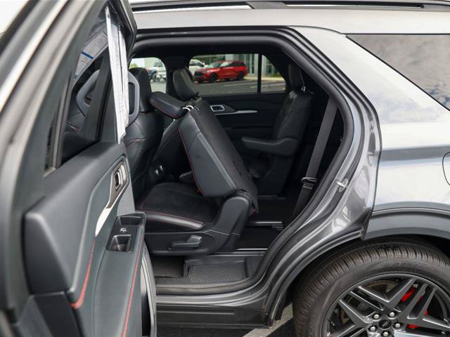 Certified 2025 Ford Explorer ST w/ Sun And Sound Package AWD/4WD image 30