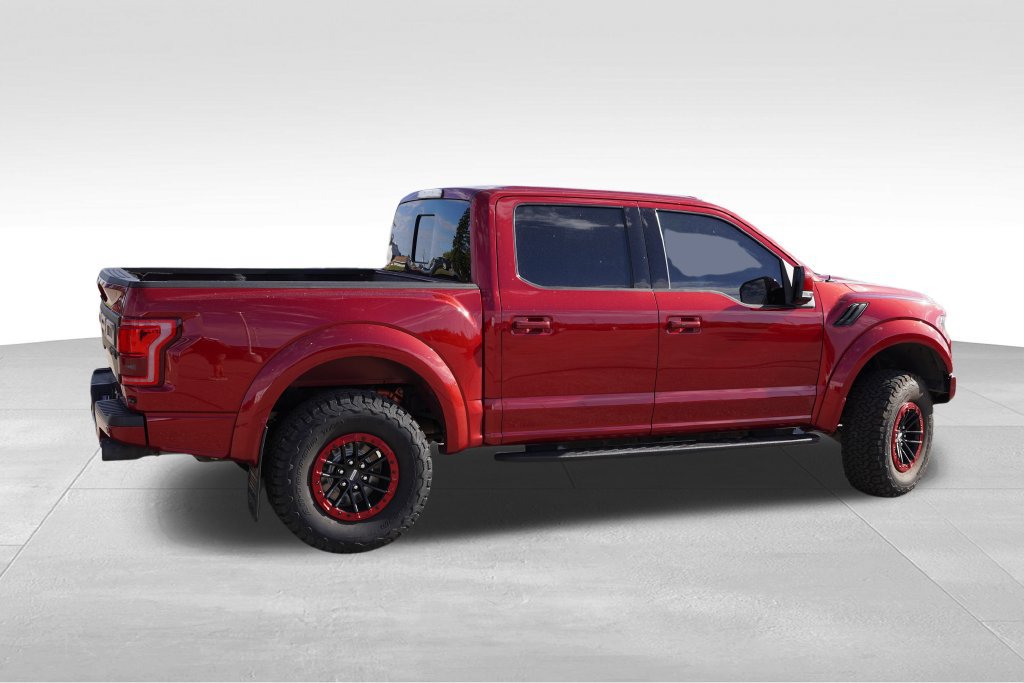 Certified 2019 Ford F150 Raptor w/ Equipment Group 802A Luxury AWD/4WD image 4