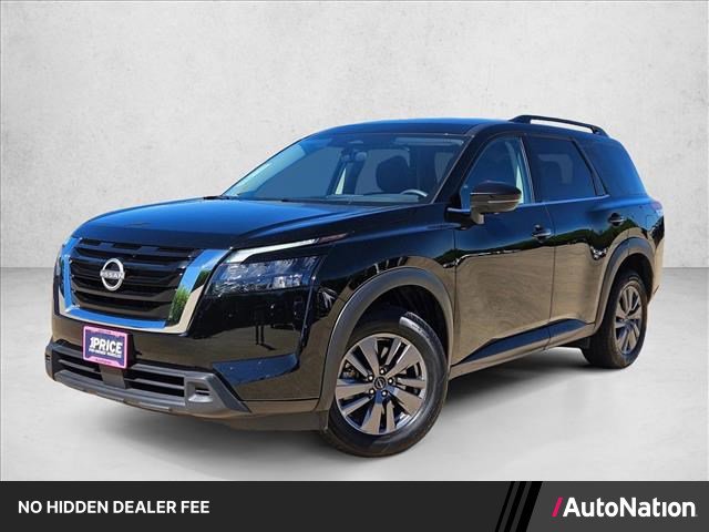 Used 2025 Nissan Pathfinder SV