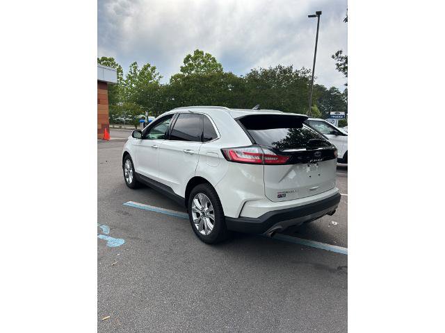 Certified 2022 Ford Edge Titanium AWD/4WD image 2