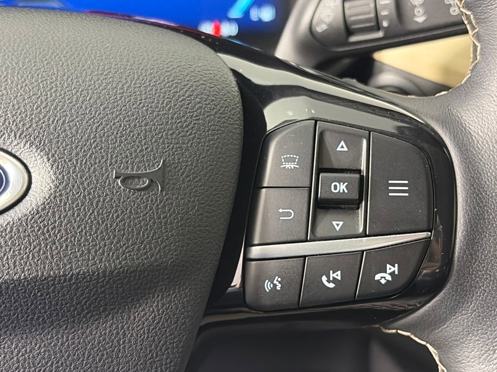 Certified 2021 Ford Escape Titanium w/ Titanium Elite Package image 17