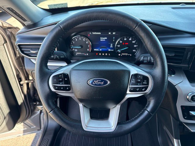 Certified 2023 Ford Explorer XLT w/ Equipment Group 202A RWD image 22