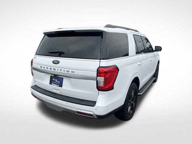 Certified 2023 Ford Expedition XLT RWD image 9