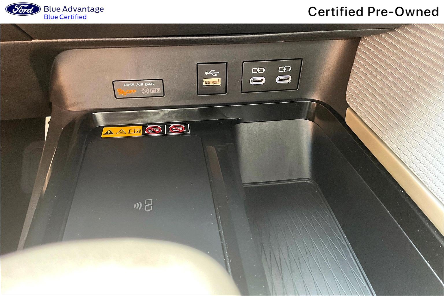 Used 2025 Toyota Camry SE w/ Convenience Package FWD image 33