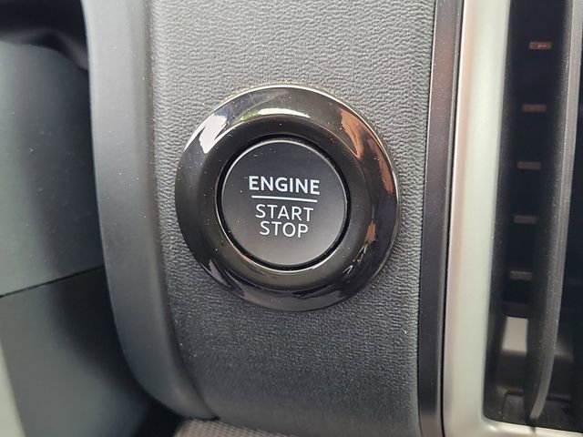 Certified 2025 Ford Expedition Active RWD image 11