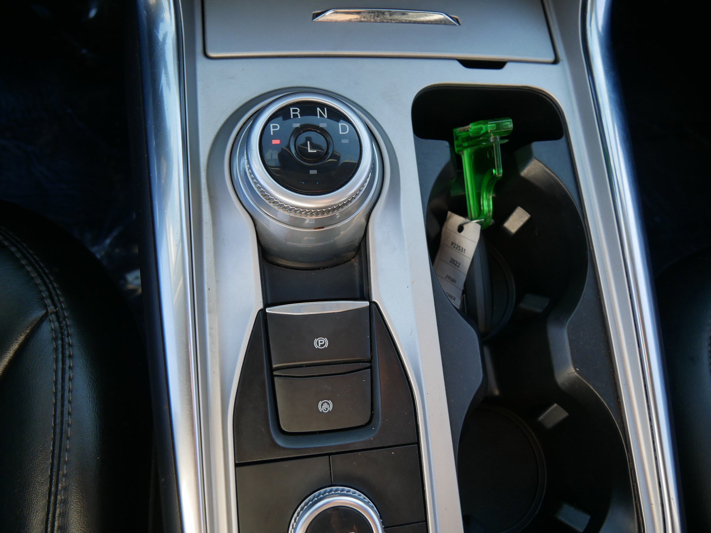 Certified 2022 Ford Explorer XLT w/ Equipment Group 202A image 24