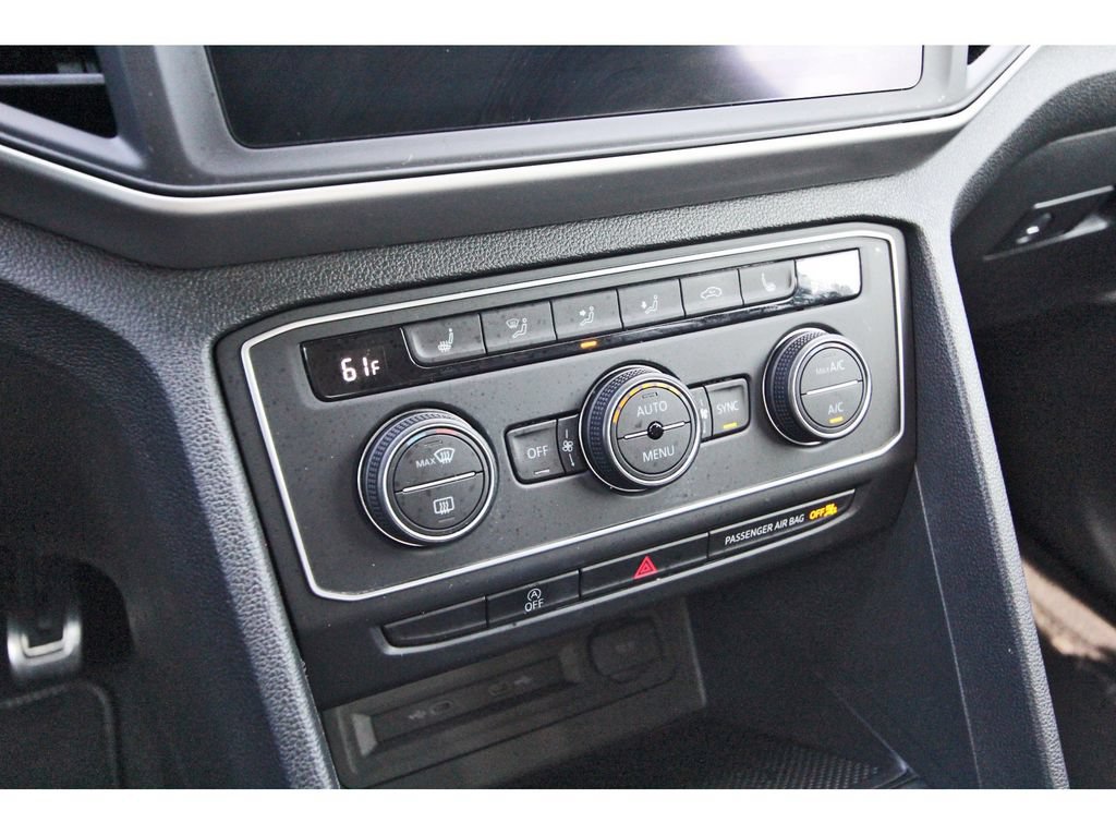 Used 2021 Volkswagen Atlas Cross Sport SE FWD image 25