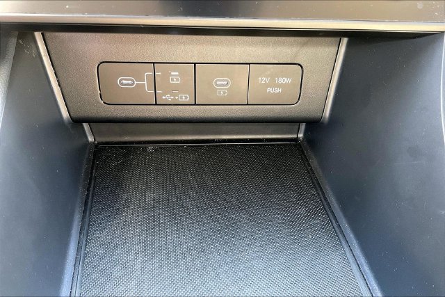 Used 2025 Hyundai Sonata SEL FWD image 34