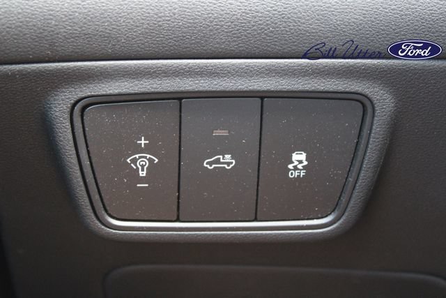 Used 2024 Hyundai Santa Cruz SE AWD/4WD image 17