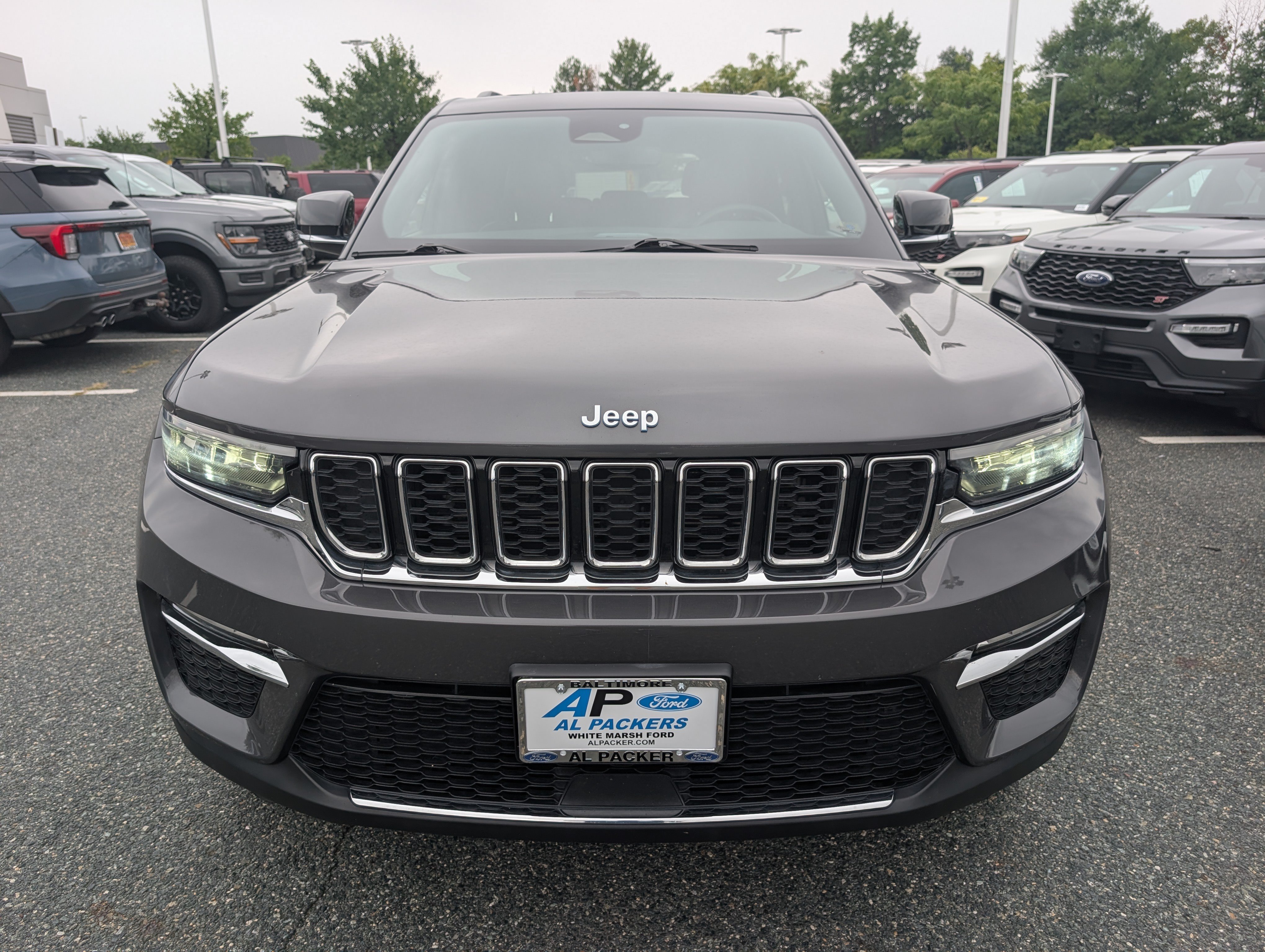 Used 2024 Jeep Grand Cherokee Limited 4xe AWD/4WD image 8