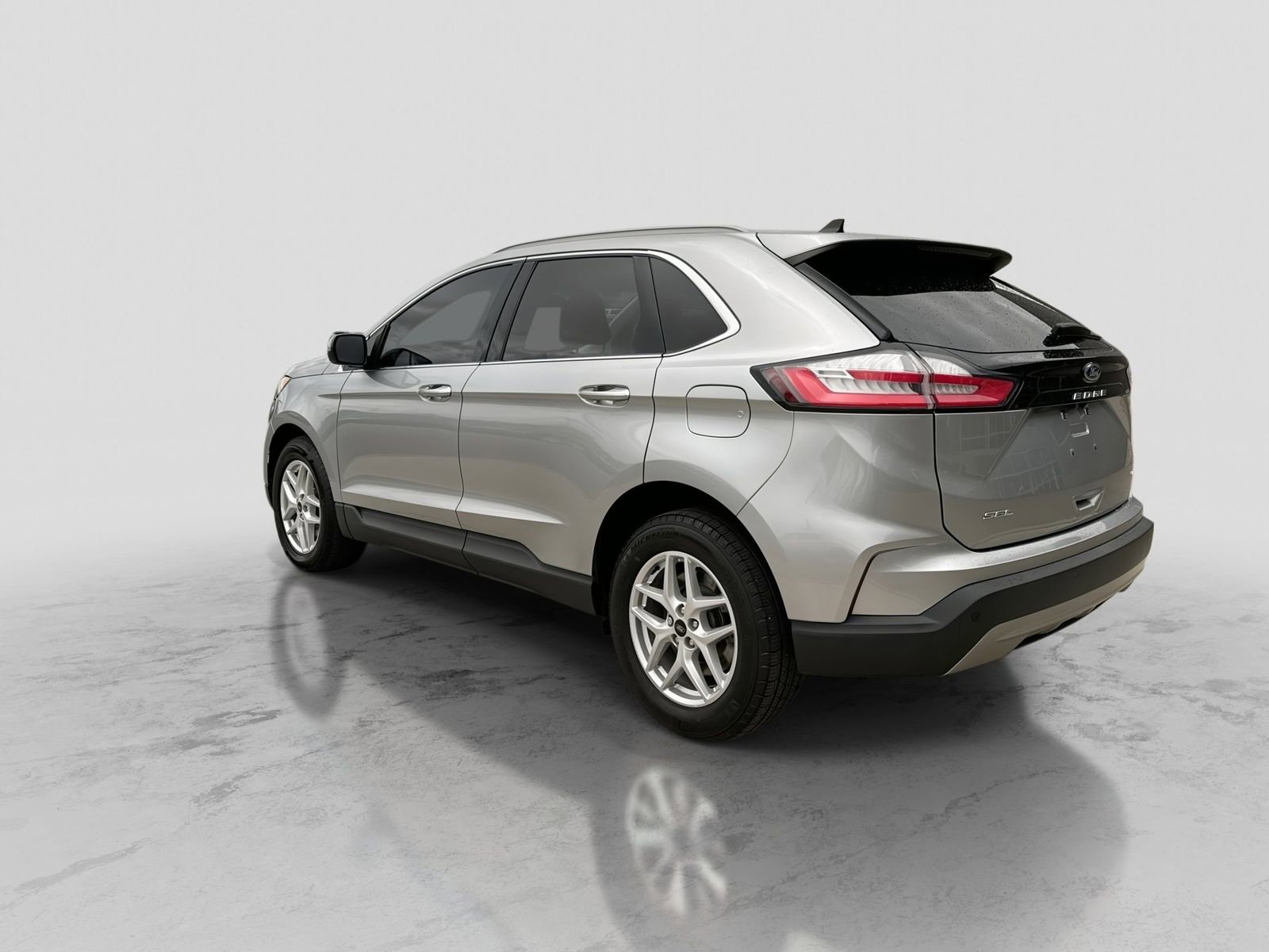Certified 2023 Ford Edge SEL w/ Convenience Package AWD/4WD image 5