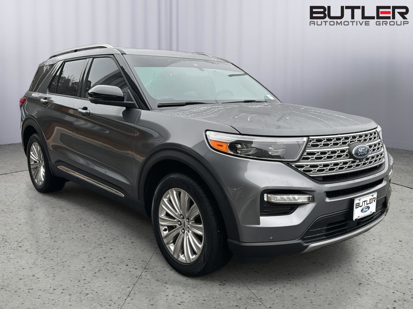 Certified 2022 Ford Explorer Limited w/ Equipment Group 301A image 6