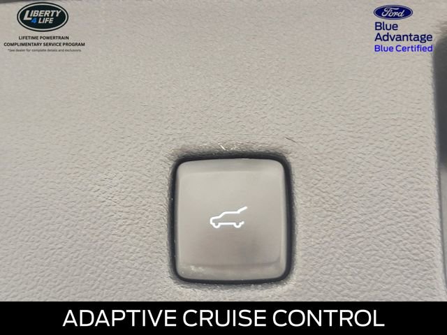 Certified 2022 Ford Escape SEL w/ SEL Stealth AWD Package image 17