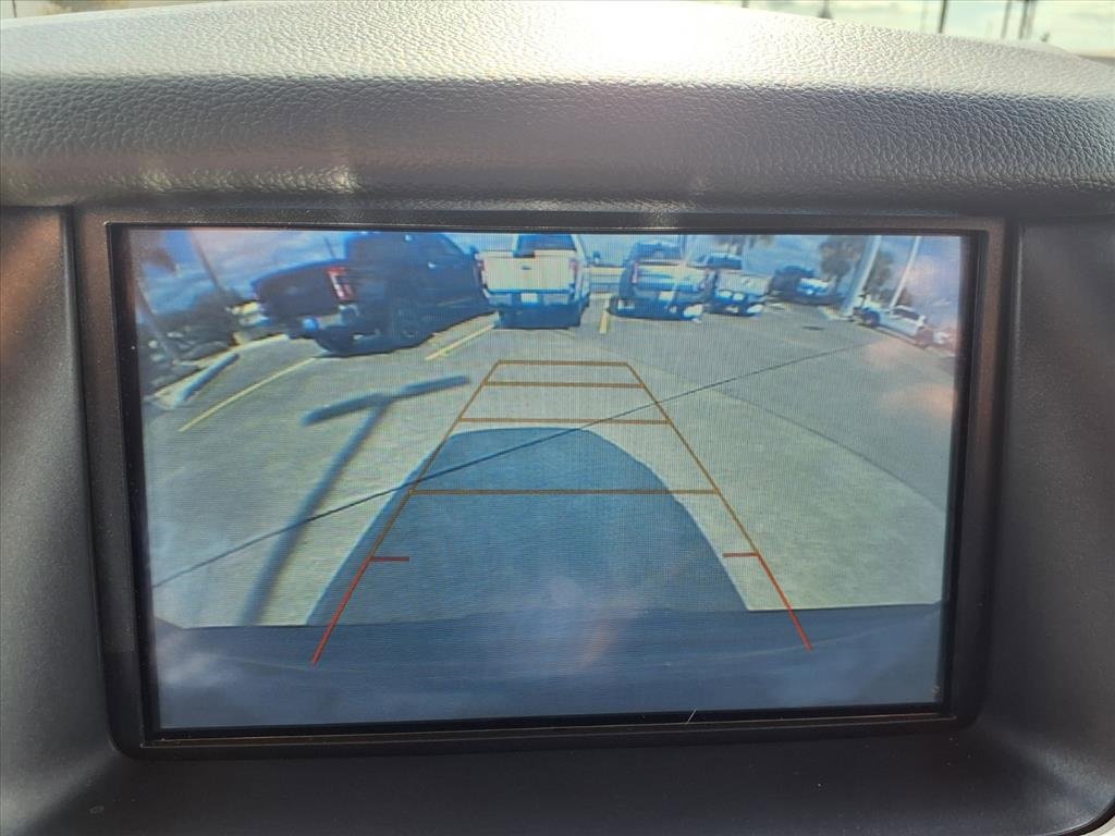 Used 2019 GMC Yukon SLE w/ Convenience Package image 4