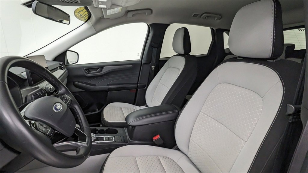 Certified 2023 Ford Escape Active image 2