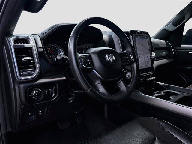 Used 2024 RAM 1500 Laramie AWD/4WD image 10