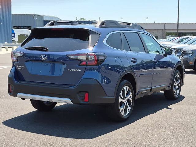 Used 2022 Subaru Outback Limited AWD/4WD image 3
