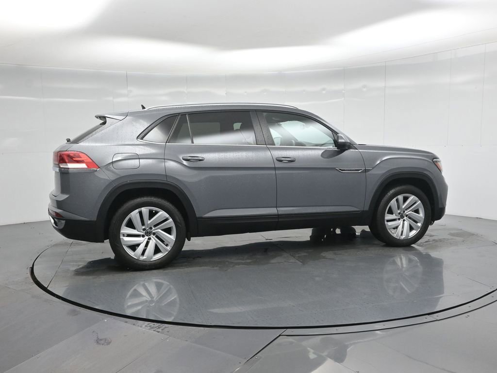 Used 2021 Volkswagen Atlas Cross Sport SE w/ Panoramic Sunroof Package image 12