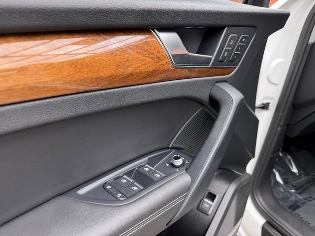 Used 2023 Audi Q5 2.0T Premium Plus image 12