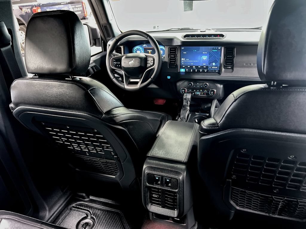 Certified 2025 Ford Bronco Badlands AWD/4WD image 21
