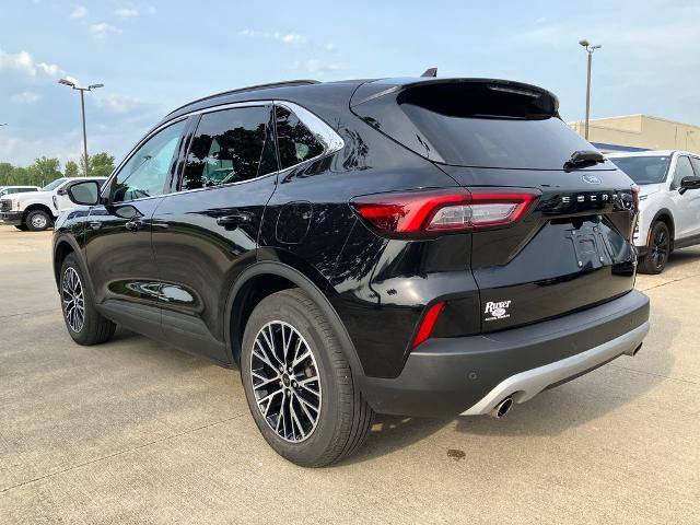 Certified 2025 Ford Escape SE FWD image 4