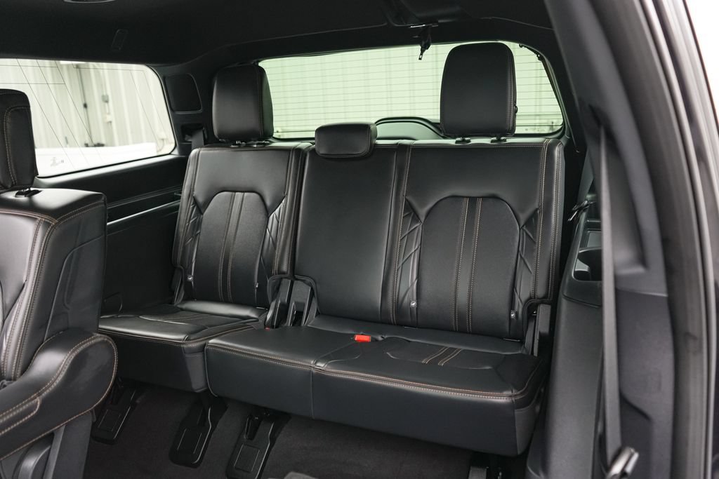 Certified 2024 Ford Expedition Platinum AWD/4WD image 24