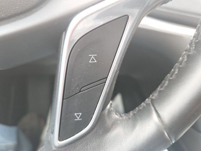 Used 2017 Cadillac XT5 Luxury w/ Driver Awareness Package image 45