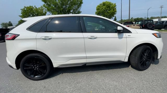 Certified 2024 Ford Edge ST-Line AWD/4WD image 9