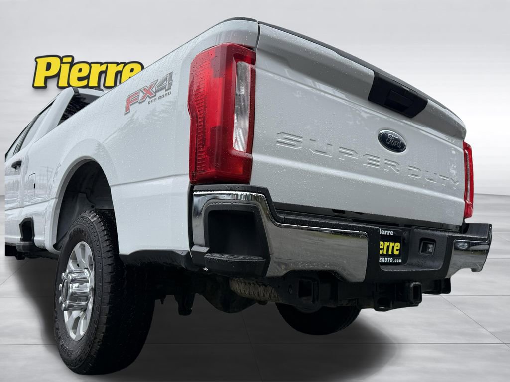 Certified 2023 Ford F350 XLT w/ FX4 Off-Road Package AWD/4WD image 22