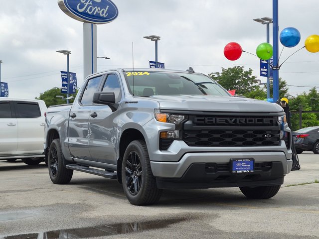 Used 2024 Chevrolet Silverado 1500 Custom w/ LPO, Dark Essentials Package AWD/4WD image 2
