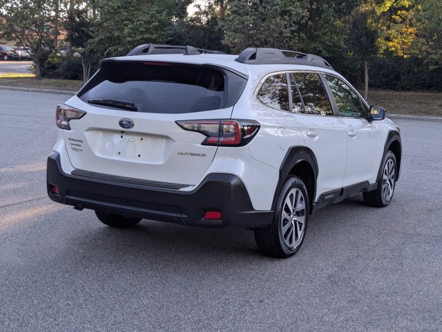 Used 2024 Subaru Outback Premium w/ Popular Package #1A AWD/4WD image 4