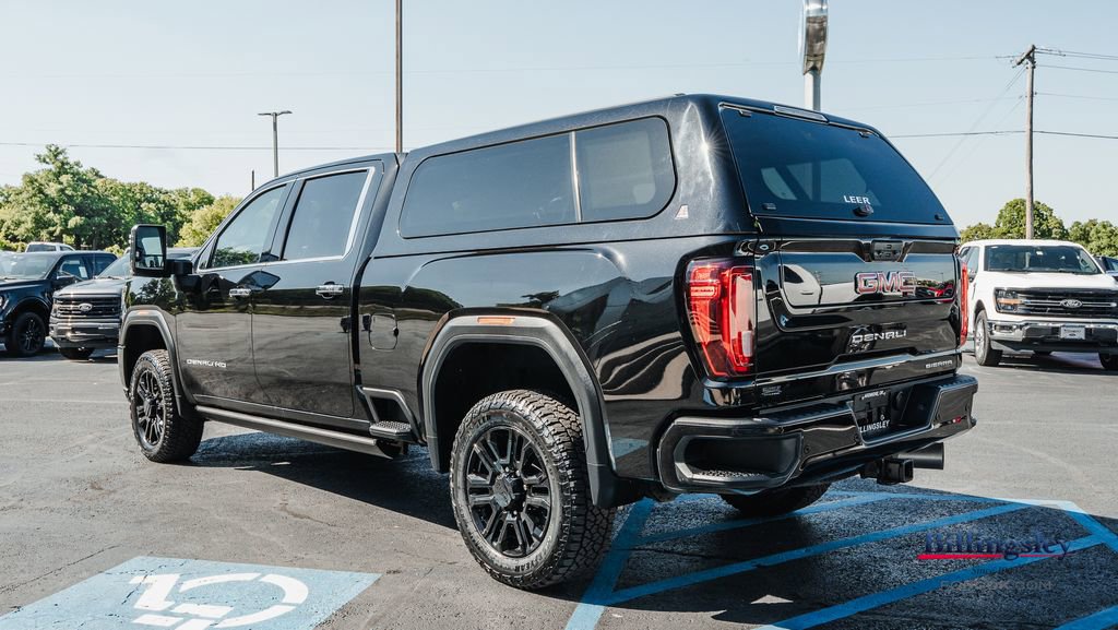 Used 2021 GMC Sierra 2500 Denali w/ Denali Black Diamond Edition AWD/4WD image 5