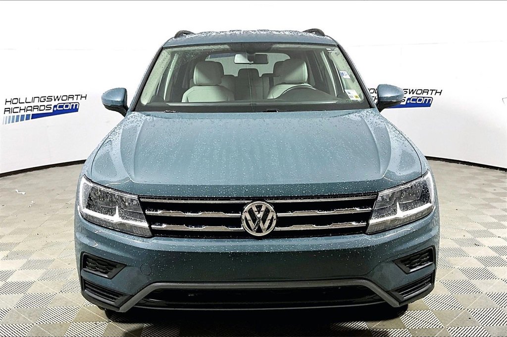 Used 2020 Volkswagen Tiguan SE image 2