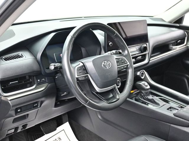 Used 2024 Toyota Grand Highlander XLE image 15