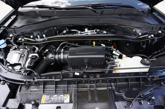 Certified 2023 Ford Explorer ST-Line w/ Class IV Trailer Tow Package RWD image 25