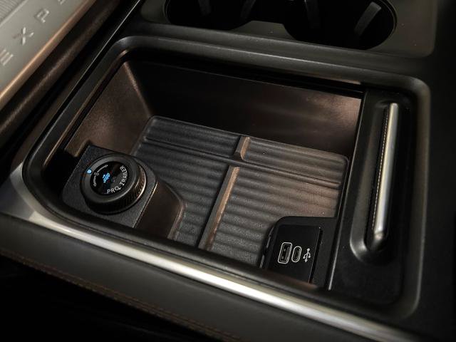 Certified 2025 Ford Expedition Max Active RWD image 30