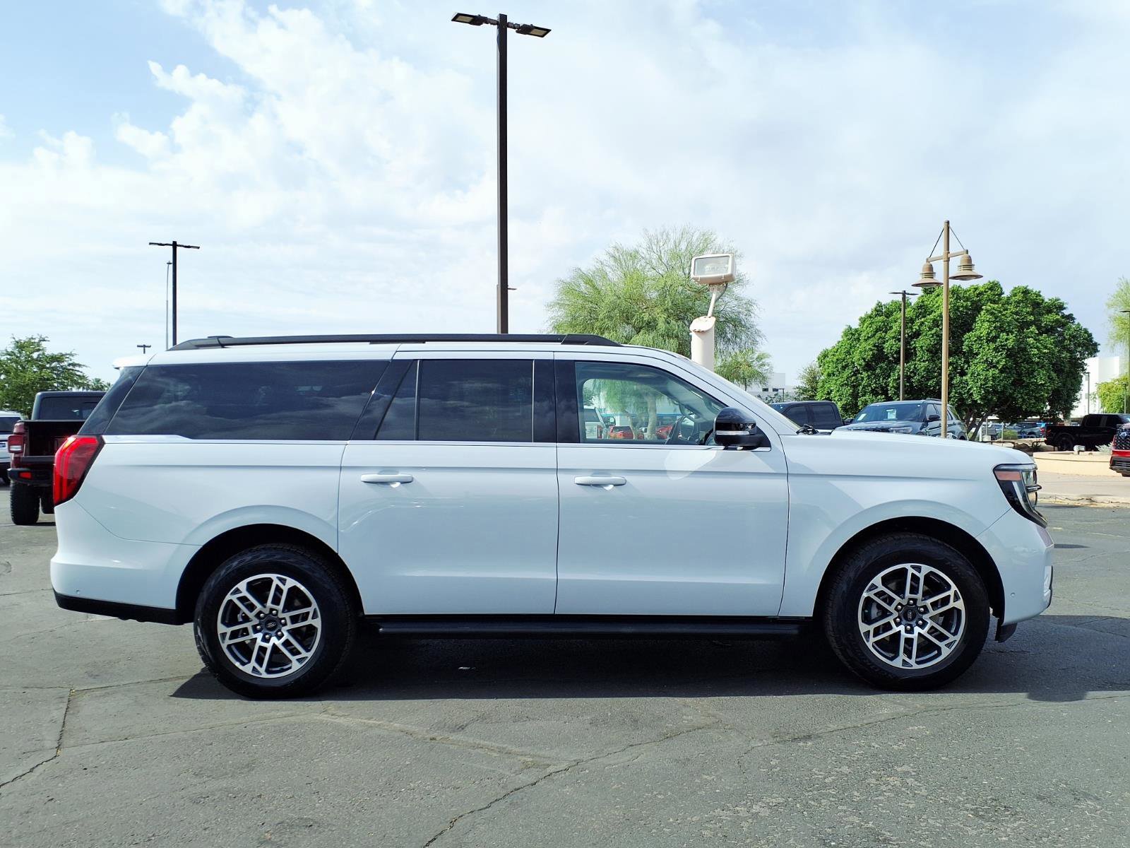 Certified 2025 Ford Expedition Max Active AWD/4WD image 2