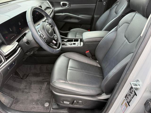 Used 2025 Kia Sorento S w/ Panoramic Sunroof Package AWD/4WD image 11