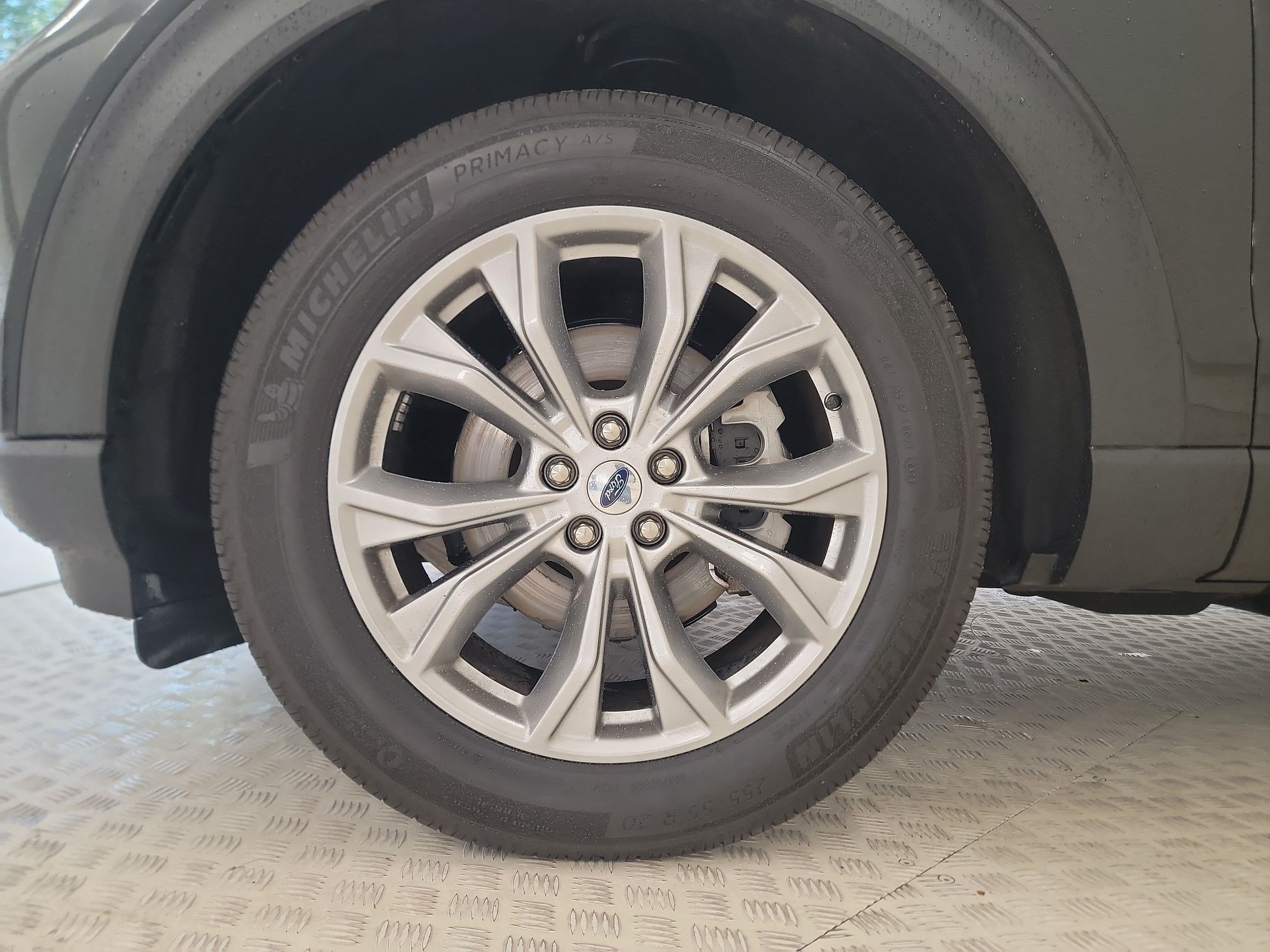 Certified 2024 Ford Explorer Limited AWD/4WD image 10