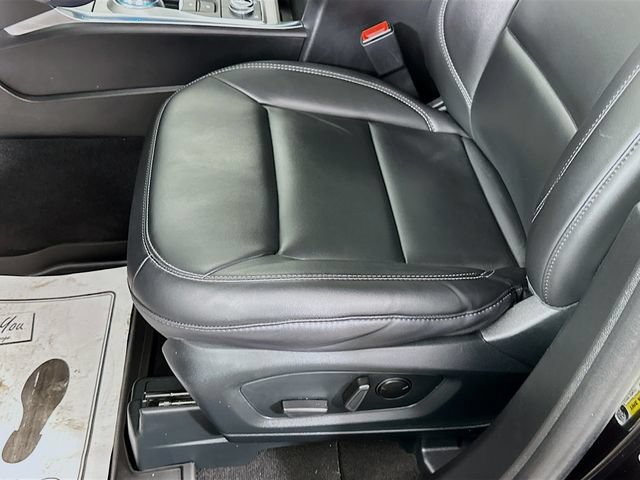 Certified 2023 Ford Explorer XLT w/ Equipment Group 202A AWD/4WD image 27