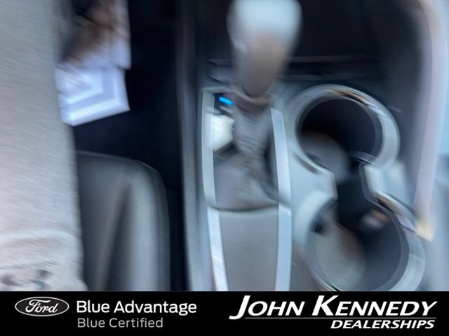 Used 2018 Toyota Camry SE w/ Convenience Package FWD image 17