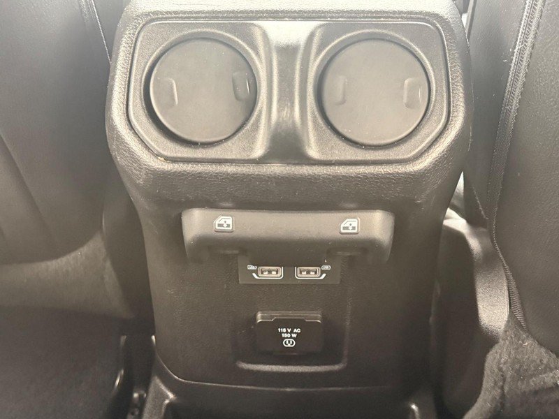 Used 2021 Jeep Wrangler Unlimited Sahara AWD/4WD image 16