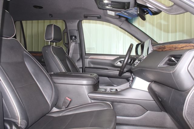 Used 2021 Chevrolet Suburban Premier AWD/4WD image 22
