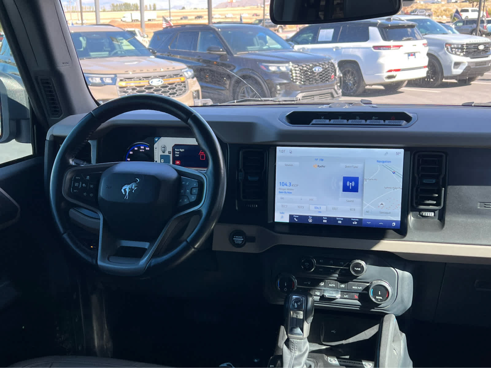 Certified 2022 Ford Bronco Wildtrak AWD/4WD image 16
