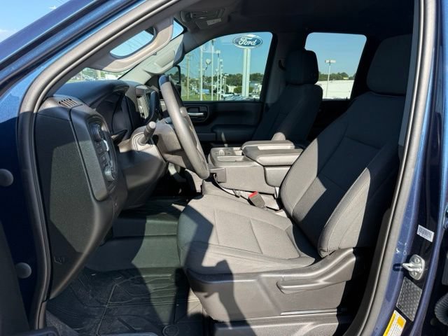 Used 2021 Chevrolet Silverado 2500 Custom w/ Custom Value Package AWD/4WD image 16