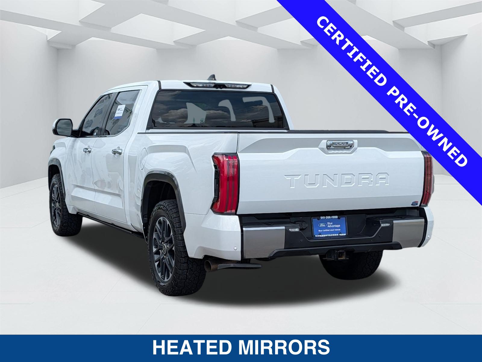 Used 2024 Toyota Tundra Limited AWD/4WD image 7