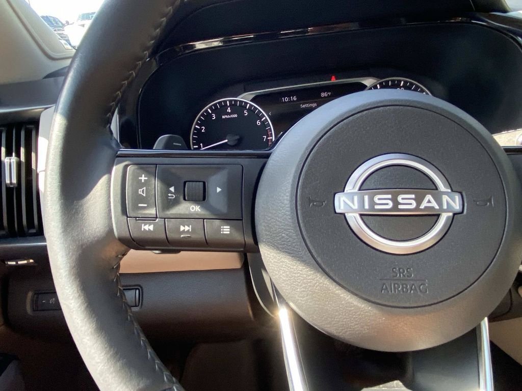 Used 2023 Nissan Pathfinder SL w/ SL Premium Package FWD image 33