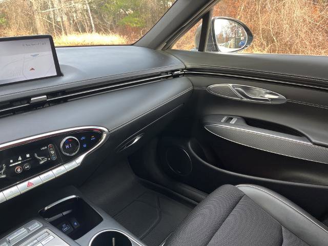 Used 2024 Genesis GV70 2.5T w/ Sport Prestige Package image 38