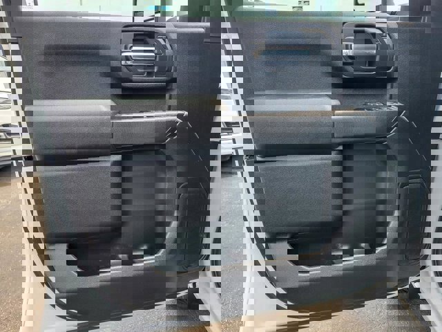 Used 2024 Chevrolet Silverado 2500 Custom w/ Snow Plow Prep/Camper Package image 23